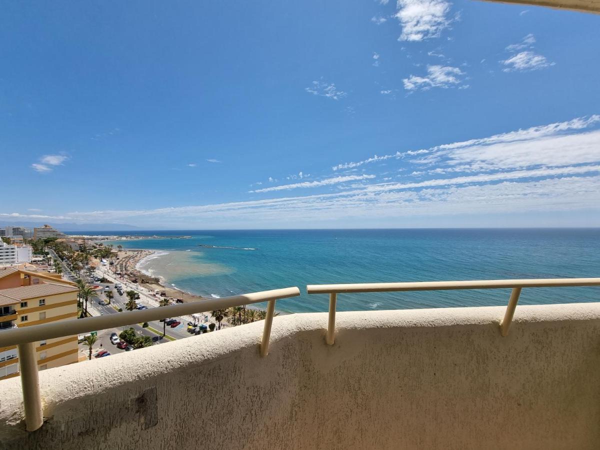 G&G Benalbeach Port Views Benalmadena Bagian luar foto